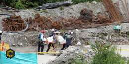 Cae el puente La Pala, en la vía al Llano, y las autoridades quieren ocultarlo