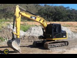 EXCAVADORA CATERPILLAR *****DL *****