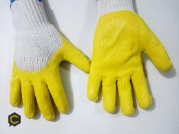 Guantes de seguridad.