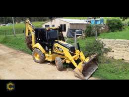 Se vende retro excavadora en muy buen estado modelo *****