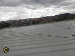 Instaladores de cubiertas/teja - Bogotá.