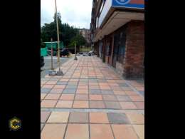 Cambio de Baldosa Multifamiliar AROVI Bogotá