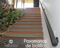 Pasamanos en acero