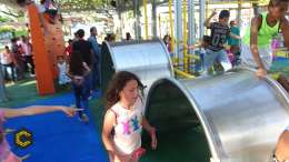 Pisos de caucho en llanta reciclada y parques tematicos infantiles