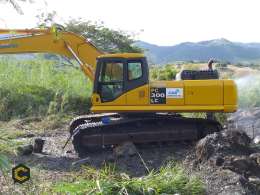 VENTA RETROEXCAVADORA KOMATSU PC***** LC