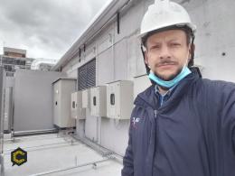 Ofrezco mis servicios como especialista electricista