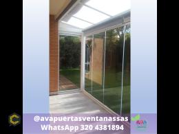 cortina en vidrio apilable