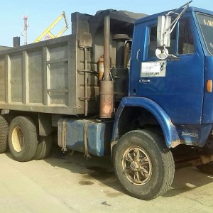 SE VENDE VOLQUETA (*****)
