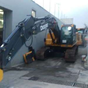 Venta maquinaria jhon deere hitachi 