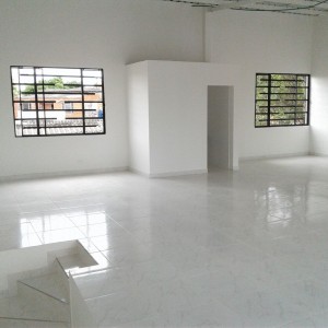 Arriendo o Vendo Locales  en Girardot Cund.