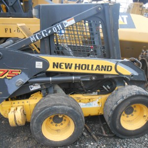 CARGADOR FRONTAL NEW HOLLAND L***** MOD. *****