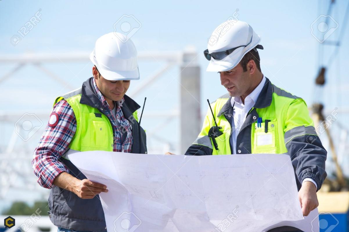 Se necesita ingeniero civil con especialización en gerencia de proyectos