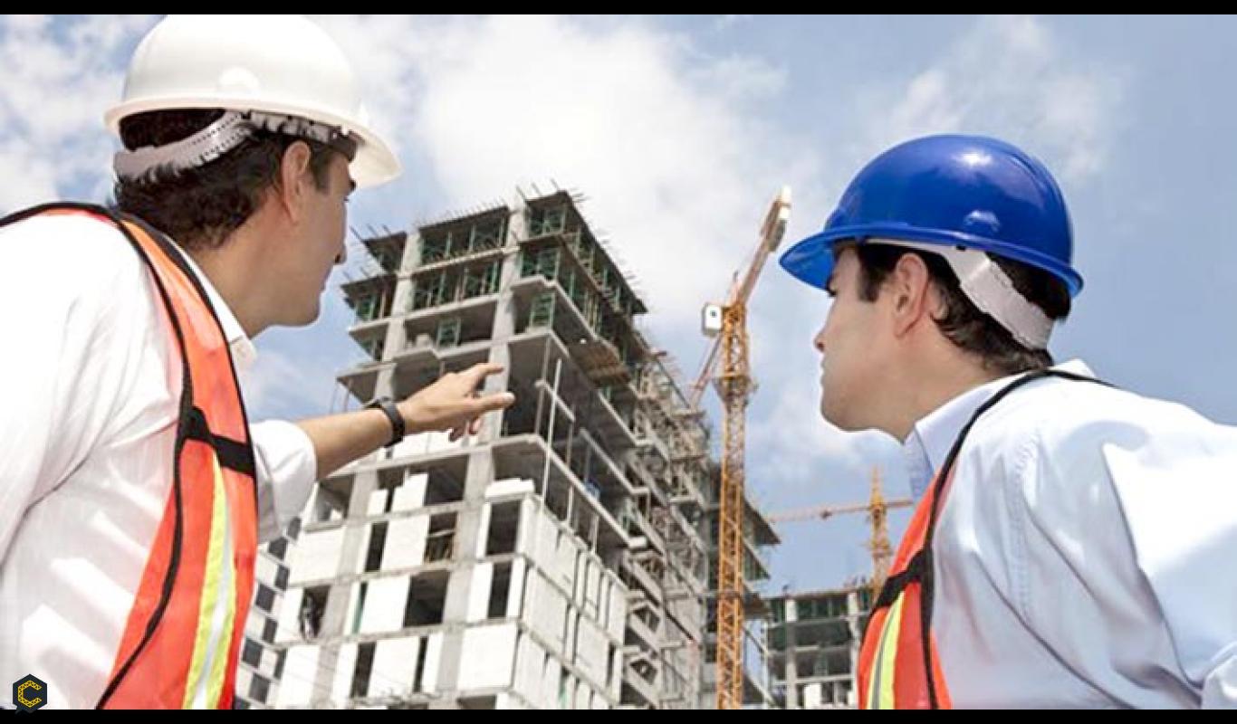Se requiere profesional en Ingeniería Civil, con Especialización en Gerencia de proyectos u otras afines.