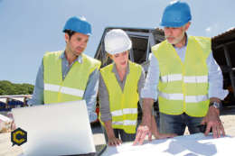 Se requiere Arquitecto o ingeniero con posgrado en gerencia y maestría en áreas de la construcción o ingeniería