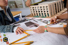 Se requiere Arquitecto/a y/o delineante con mínimo 1 año de experiencia especialmente en proyectos arquitectónicos